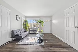 8881 Ebro Ct, Springfield Township, OH 45231 - Photo 9