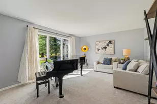 1432 Apple Hill Rd, Anderson Township, OH 45230 - Photo 9