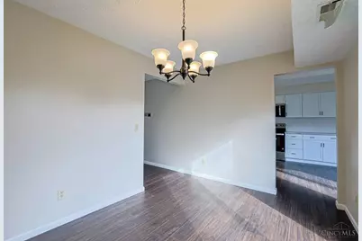 18 Oakwood Court, Springdale, OH 45246 - Photo 13