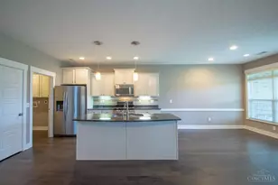 495 Legendary Way, Centerville, OH 45458 - Photo 9