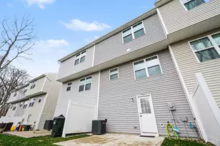 9821 Mel Carl Dr, Colerain Township, OH 45251 - Photo 19