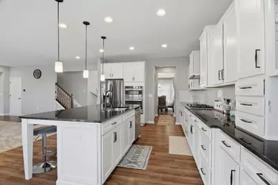 8156 Moonstone Drive, West Chester, OH 45241 - Photo 11