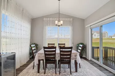 8156 Moonstone Drive, West Chester, OH 45241 - Photo 9