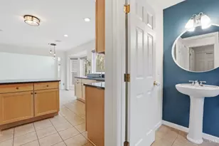 242 County Down Ln, Loveland, OH 45140 - Photo 17