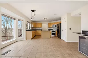 242 County Down Ln, Loveland, OH 45140 - Photo 13