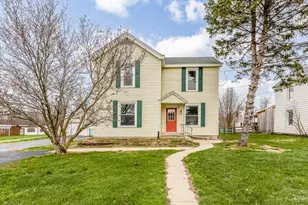 656 W Main St, Blanchester, OH 45107 - Photo 1