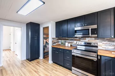 656 W Main Street, Blanchester, OH 45107 - Photo 15