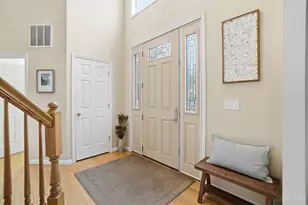 5766 Cedarview Ct, Liberty Township, OH 45044 - Photo 5