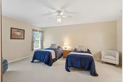 5766 Cedarview Court, Liberty Township, OH 45044 - Photo 37