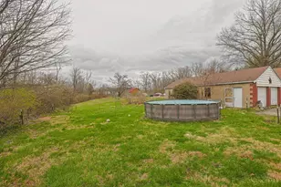 656 W Plane St, Bethel, OH 45106 - Photo 27