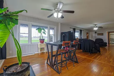 656 W Plane Street, Bethel, OH 45106 - Photo 9