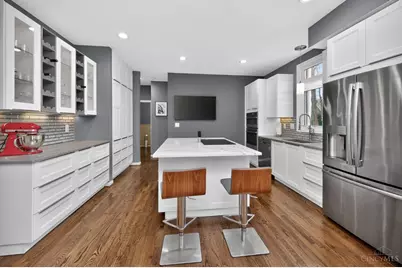 9607 Old Village Drive, Loveland, OH 45140 - Photo 19