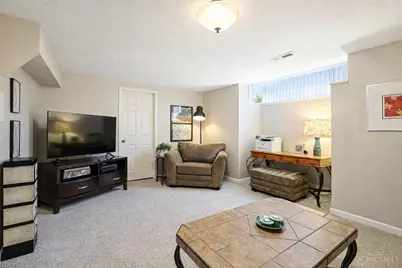 11990 Thames Place, Sharonville, OH 45241 - Photo 9