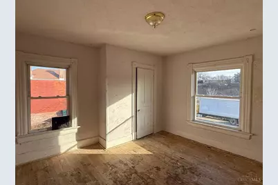 1608 Brewster Avenue, Cincinnati, OH 45207 - Photo 17