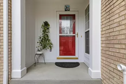 4190 East Village Drive, Mason, OH 45040 - Photo 3