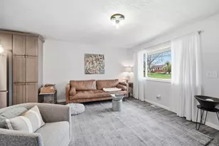 11639 Hanover Rd, Forest Park, OH 45240 - Photo 9