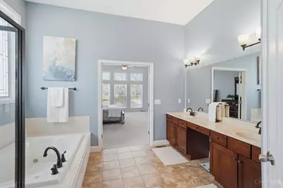 7129 Woodberry Drive, Fairfield Township, OH 45011 - Photo 21