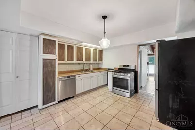 1833 Leona Drive, Green Township, OH 45238 - Photo 5