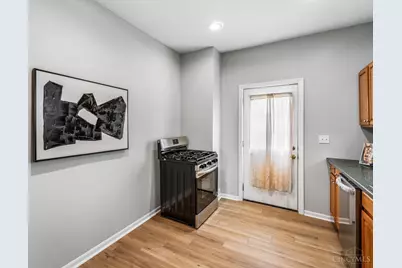 3554 Woodburn Avenue, Cincinnati, OH 45207 - Photo 9