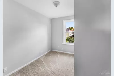 3554 Woodburn Avenue, Cincinnati, OH 45207 - Photo 15