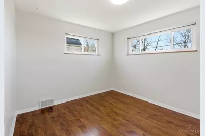 9216 Grandview Avenue, Blue Ash, OH 45242 - Photo 17