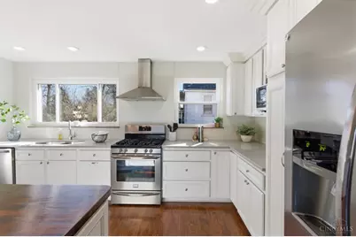 9216 Grandview Avenue, Blue Ash, OH 45242 - Photo 15