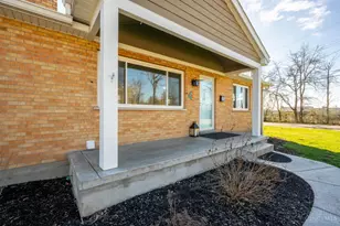 9216 Grandview Ave, Blue Ash, OH 45242 - Photo 3