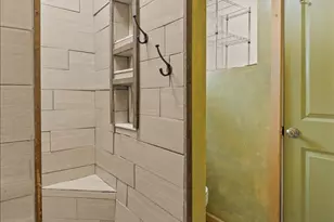 2888 Losantiville Ave, Cincinnati, OH 45213 - Photo 21