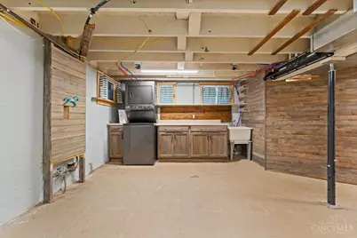 2888 Losantiville Avenue, Cincinnati, OH 45213 - Photo 25