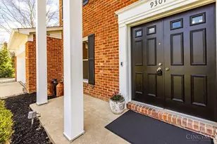 9301 Sunderland Way, West Chester, OH 45069 - Photo 3