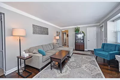 5722 Kroegermount Drive, Green Township, OH 45239 - Photo 9