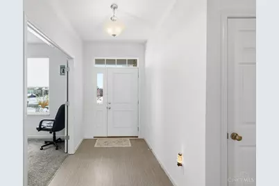 8147 Westfall Lane, West Chester, OH 45069 - Photo 7