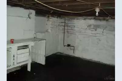 1839 Hewitt Avenue, Cincinnati, OH 45207 - Photo 15