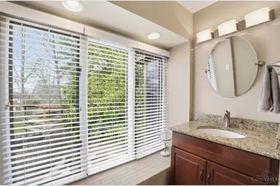 1253 Herschel Avenue, Cincinnati, OH 45208 - Photo 31