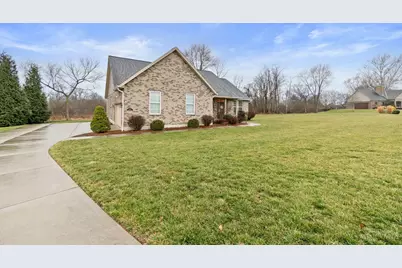 553 Marions Way, Pierce Township, OH 45255 - Photo 3