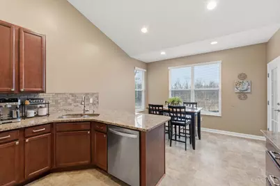 553 Marions Way, Pierce Township, OH 45255 - Photo 13