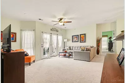 5401 Michelles Oak Court #E, Green Township, OH 45238 - Photo 5