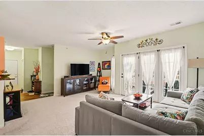 5401 Michelles Oak Court #E, Green Township, OH 45238 - Photo 7