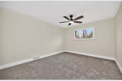 398 Brookhaven Avenue, Woodlawn, OH 45215 - Photo 37