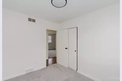 4008 Lisa Lane, Middletown, OH 45042 - Photo 29