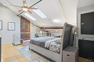 1202 Main St, Cincinnati, OH 45202 - Photo 33