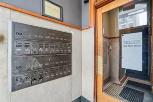 1202 Main St, Cincinnati, OH 45202 - Photo 5