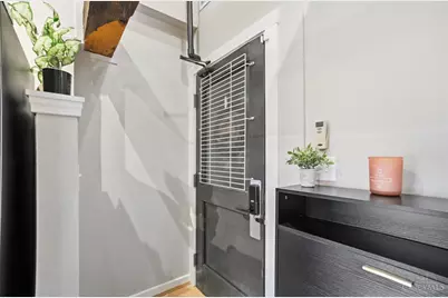 1202 Main Street #16, Cincinnati, OH 45202 - Photo 7