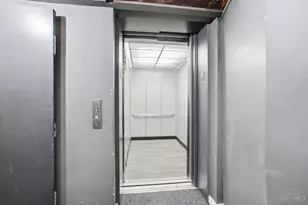 1202 Main St, Cincinnati, OH 45202 - Photo 37