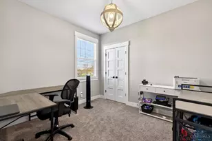 7425 Stoneham Cir, Clearcreek Twp., OH 45066 - Photo 19