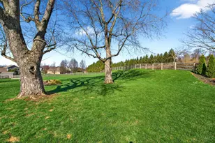 7425 Stoneham Cir, Clearcreek Twp., OH 45066 - Photo 33