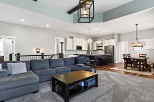 7425 Stoneham Cir, Clearcreek Twp., OH 45066 - Photo 7