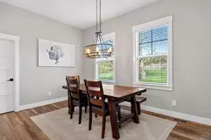 7425 Stoneham Cir, Clearcreek Twp., OH 45066 - Photo 9