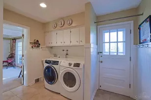 8115 N Clippinger Dr, Indian Hill, OH 45243 - Photo 21