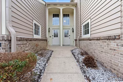 1122 Featherstone Court, Milford, OH 45150 - Photo 3